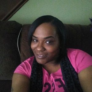 Meet your Posher, Naomi